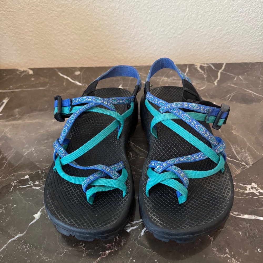 Chaco Z2 Classic Womens Size 6 Blue Teal Double Strap Toe Loop Sandals Vibram